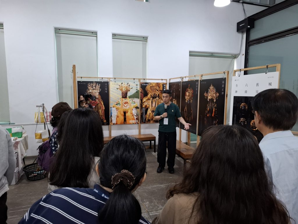 舊城藝術季開幕「神級容顏」展覽
