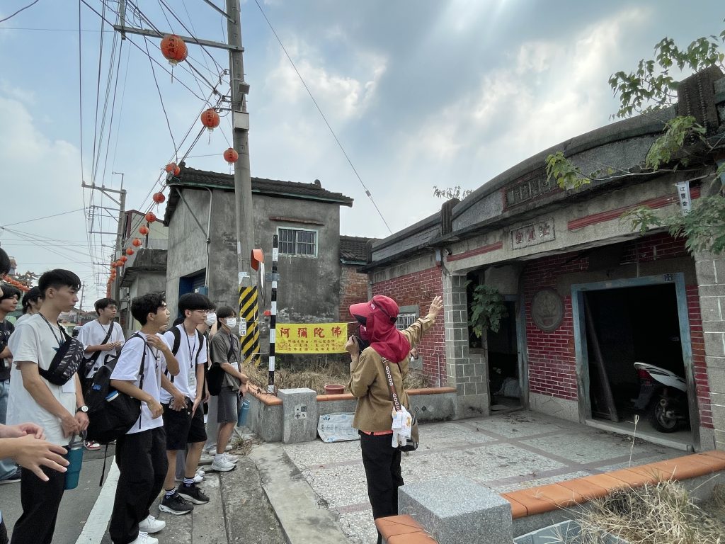 參訪百年建築江夏堂