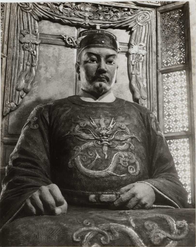 鄭成功像（資料來源：截圖自國家文化資料庫「鄭成功像」）B