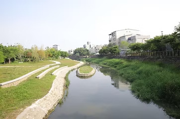 雲林溪中游掀蓋段景觀美化工程之樣貌。(來源：雲林縣政府)
